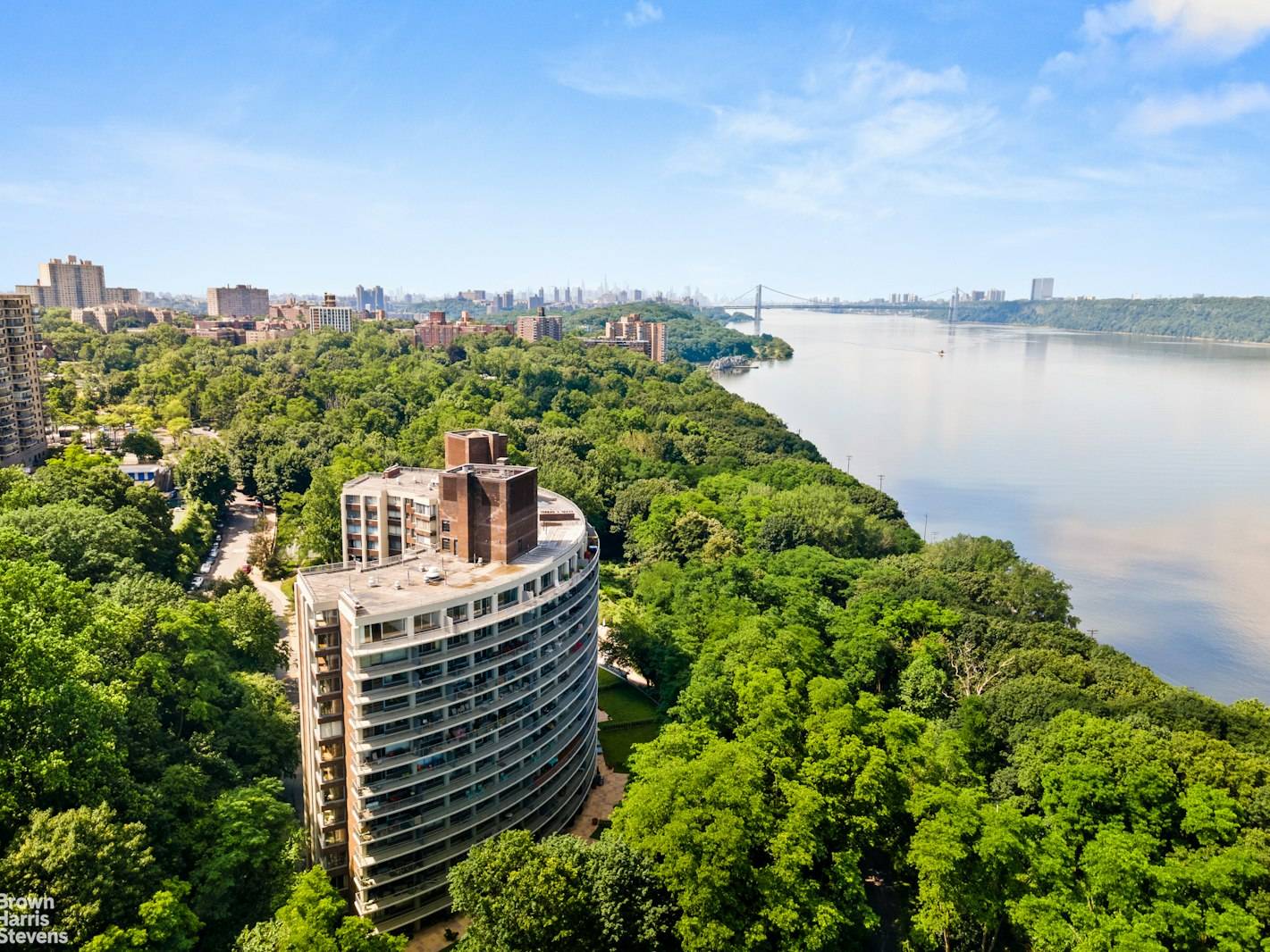 Perched high above the Hudson River, this exquisitely renovated residence offers a rare combination of high end custom finishes and sweeping, unobstructed views.