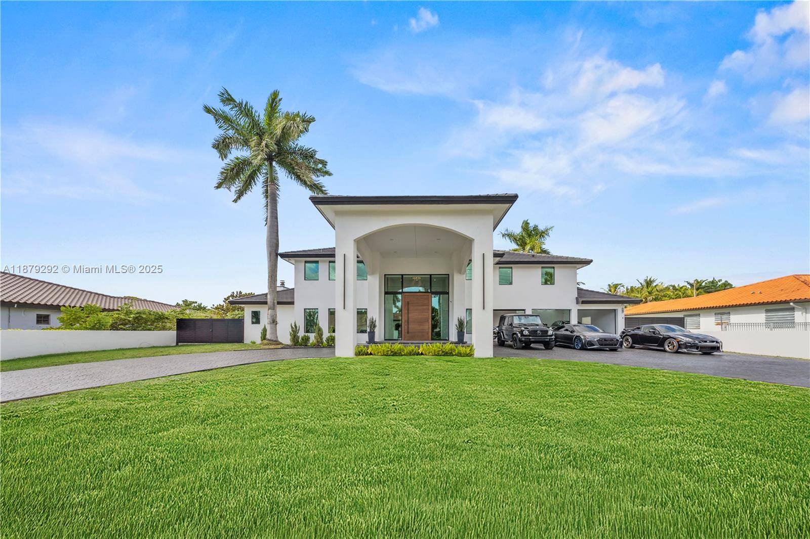 EASY TO SHOW SELLER MOTIVATED amp ; WILLING TO ASSIST WITH CLOSING COST !