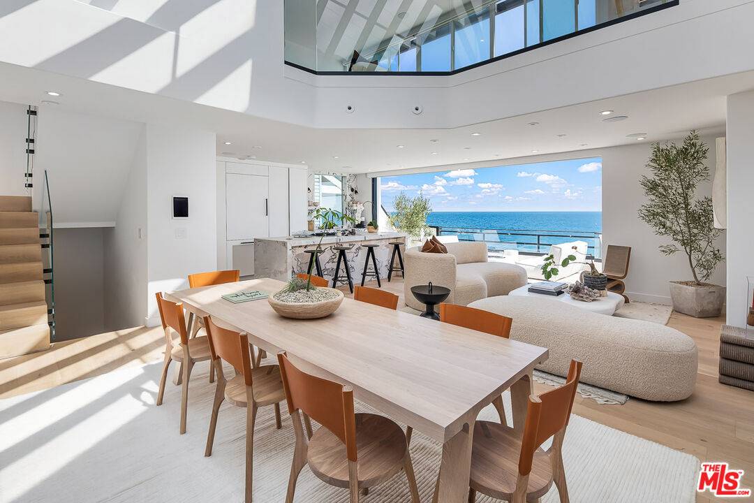 20802   Pacific Coast Hwy Malibu LA