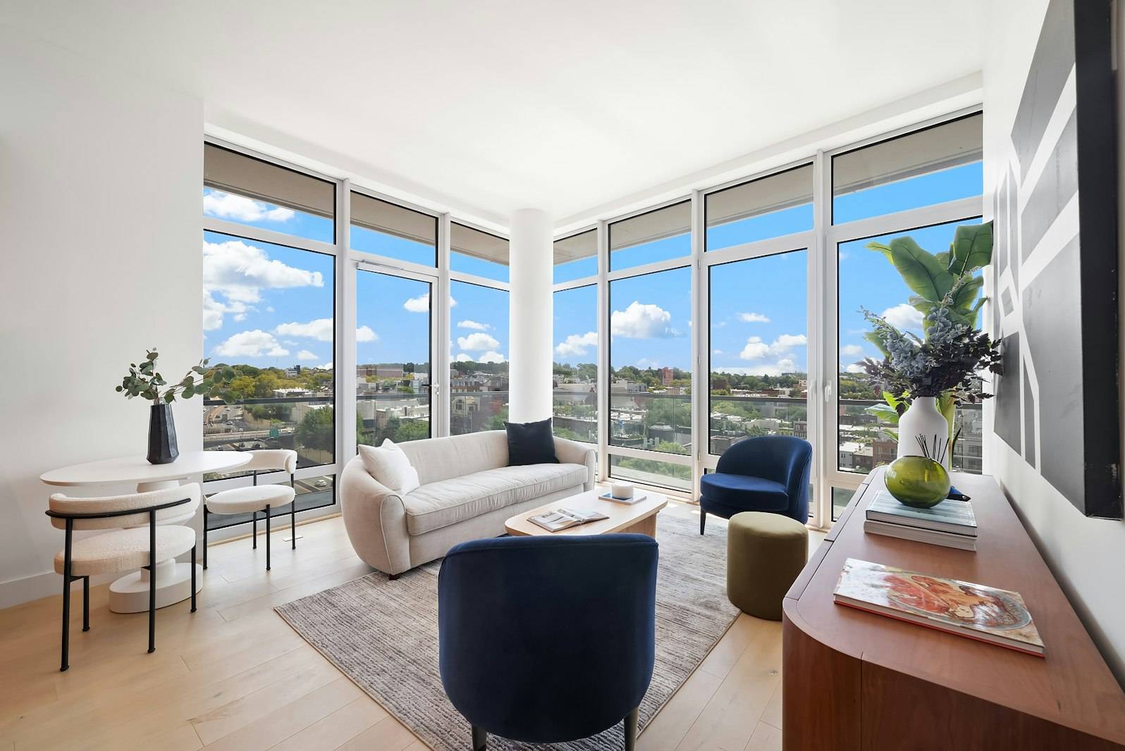 1BR Penthouse with Terrace amp ; Harbor Views.