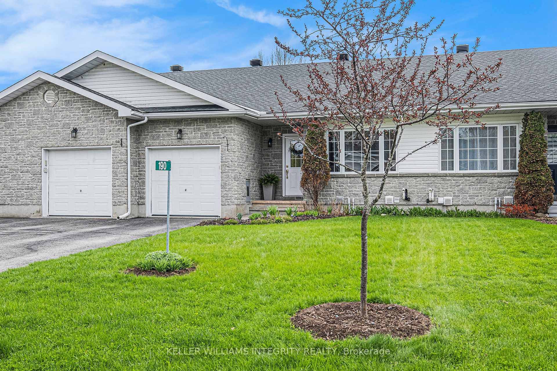 Absolutely beautiful ! Located on a quiet cul de sac in the village of Carp, this home offers the perfect balance of peaceful retreat and everyday convenience just steps from ...