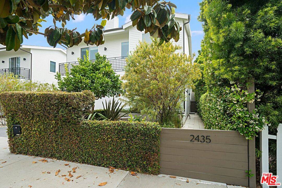 2435 WALNUT AVE Marina Del Rey LA