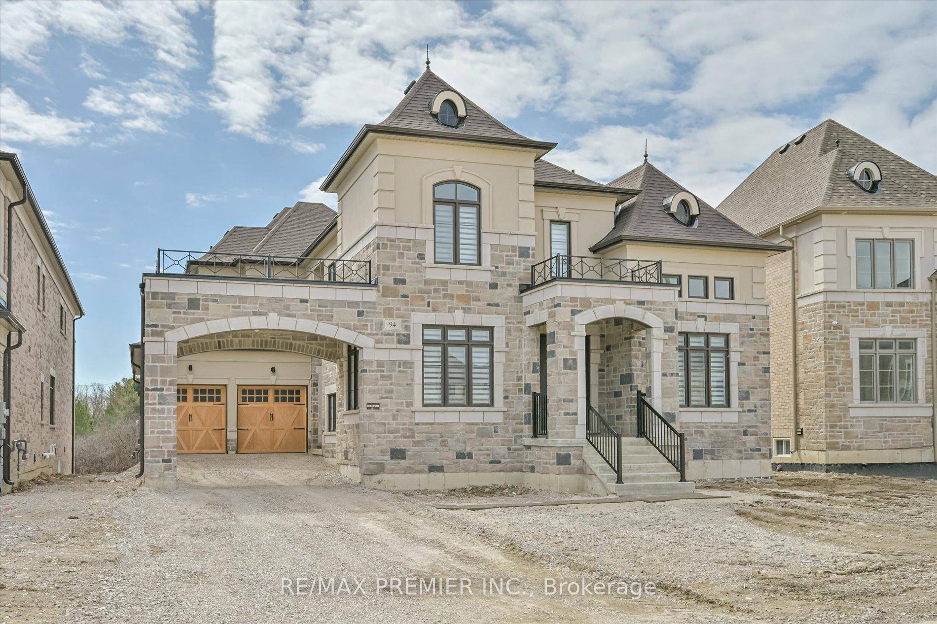 OPEN HOUSE Saturday, May 3rd amp ; Sunday, May 4th between 1 00pm 5 00pm L U X U R Y BEYOND IMAGINATION In Eversley Estates Luxurious BRAND NEW 5 ...