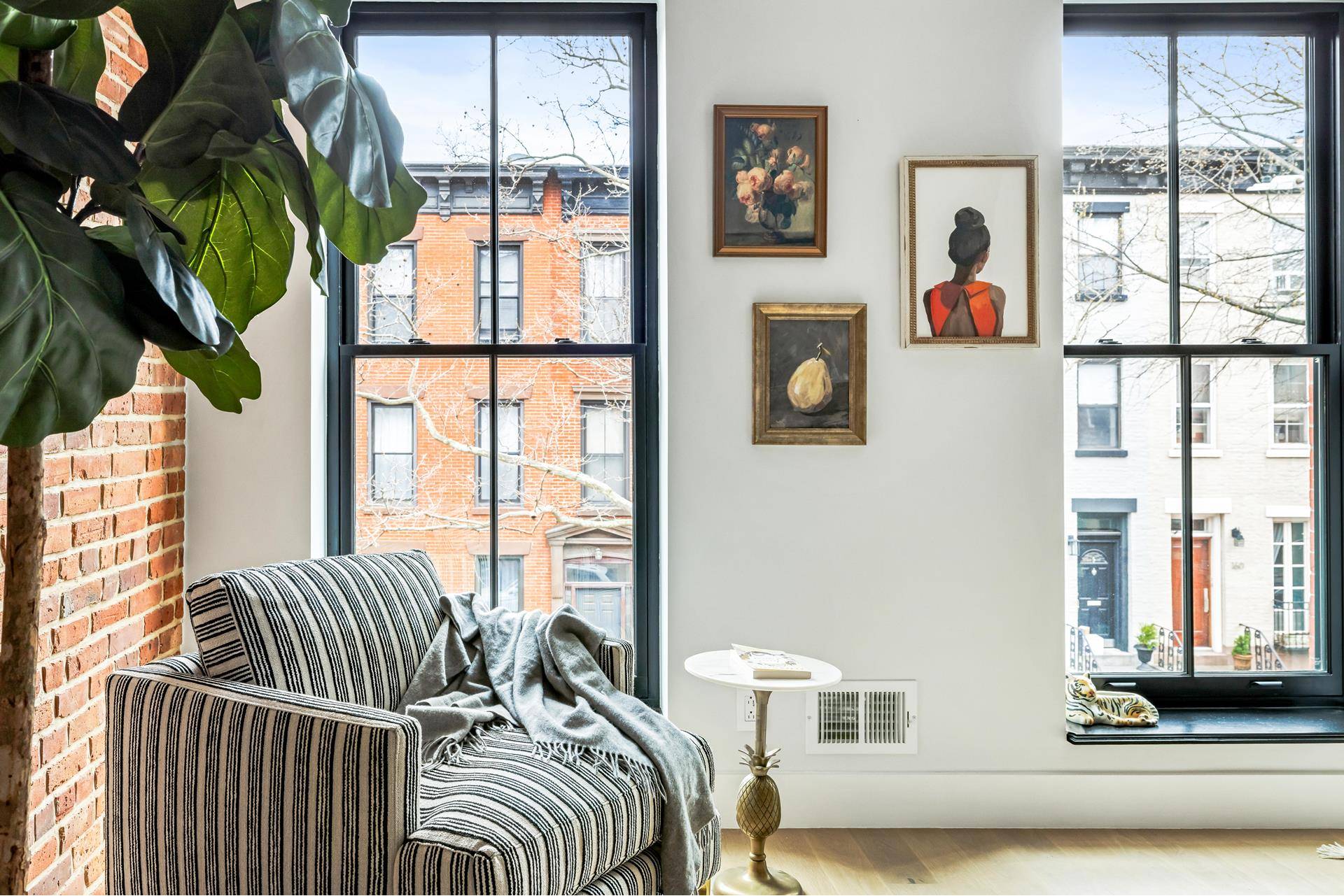 Welcome to 171 Luquer Street, in the heart of Carroll Gardens !