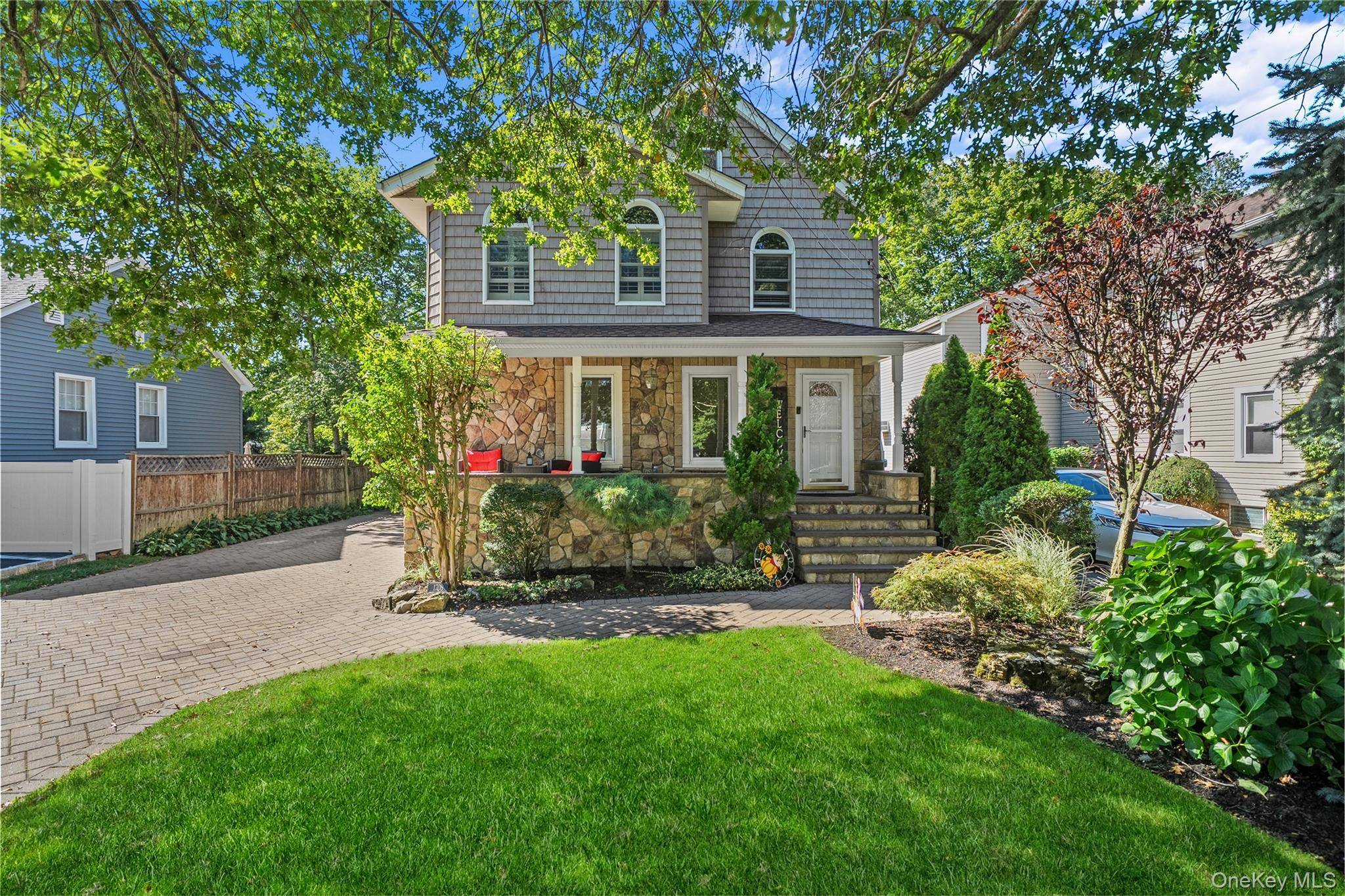 Pack a bag and move right in to this beautifully updated colonial in the heart of Wantagh !