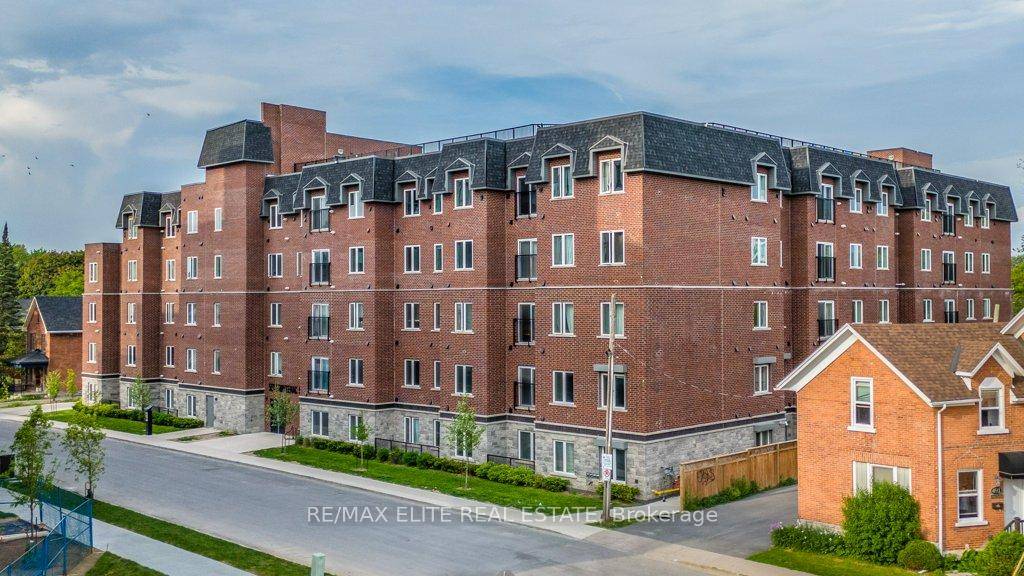 Experience contemporary urban living in the heart of Kingston.