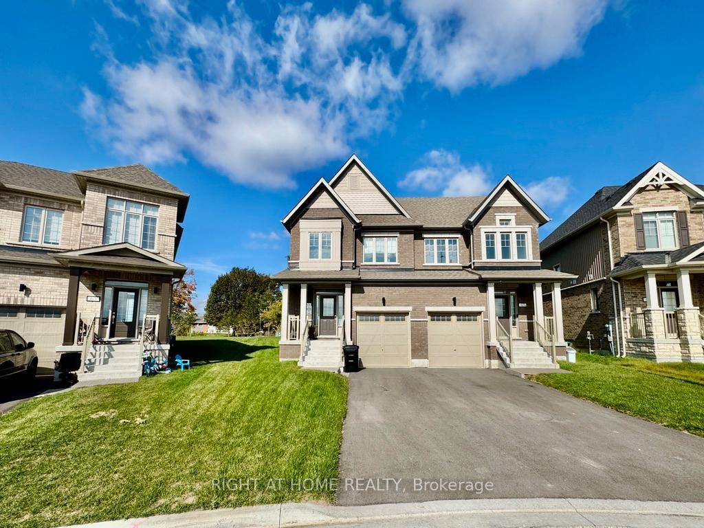 Wow ! Beautiful 2 year old semi detached home located in the desirable south end of Barrie.