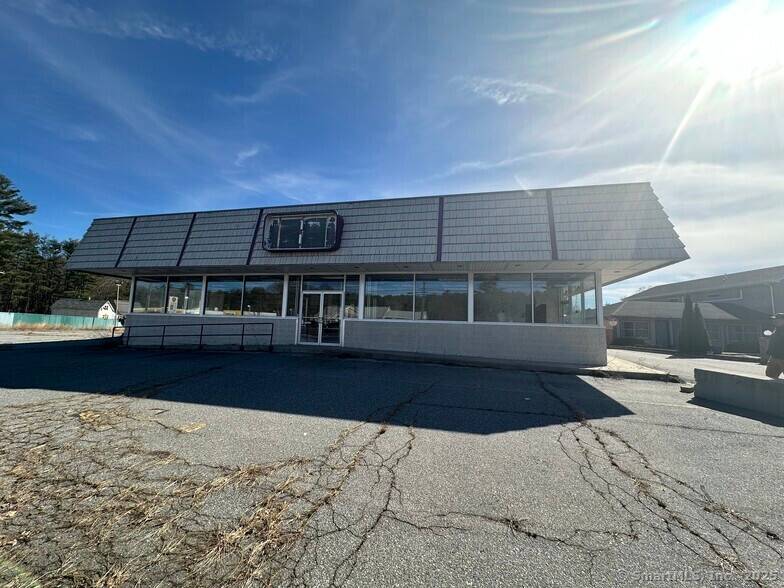Prime commercial property offering an unbeatable high traffic location and endless possibilities !
