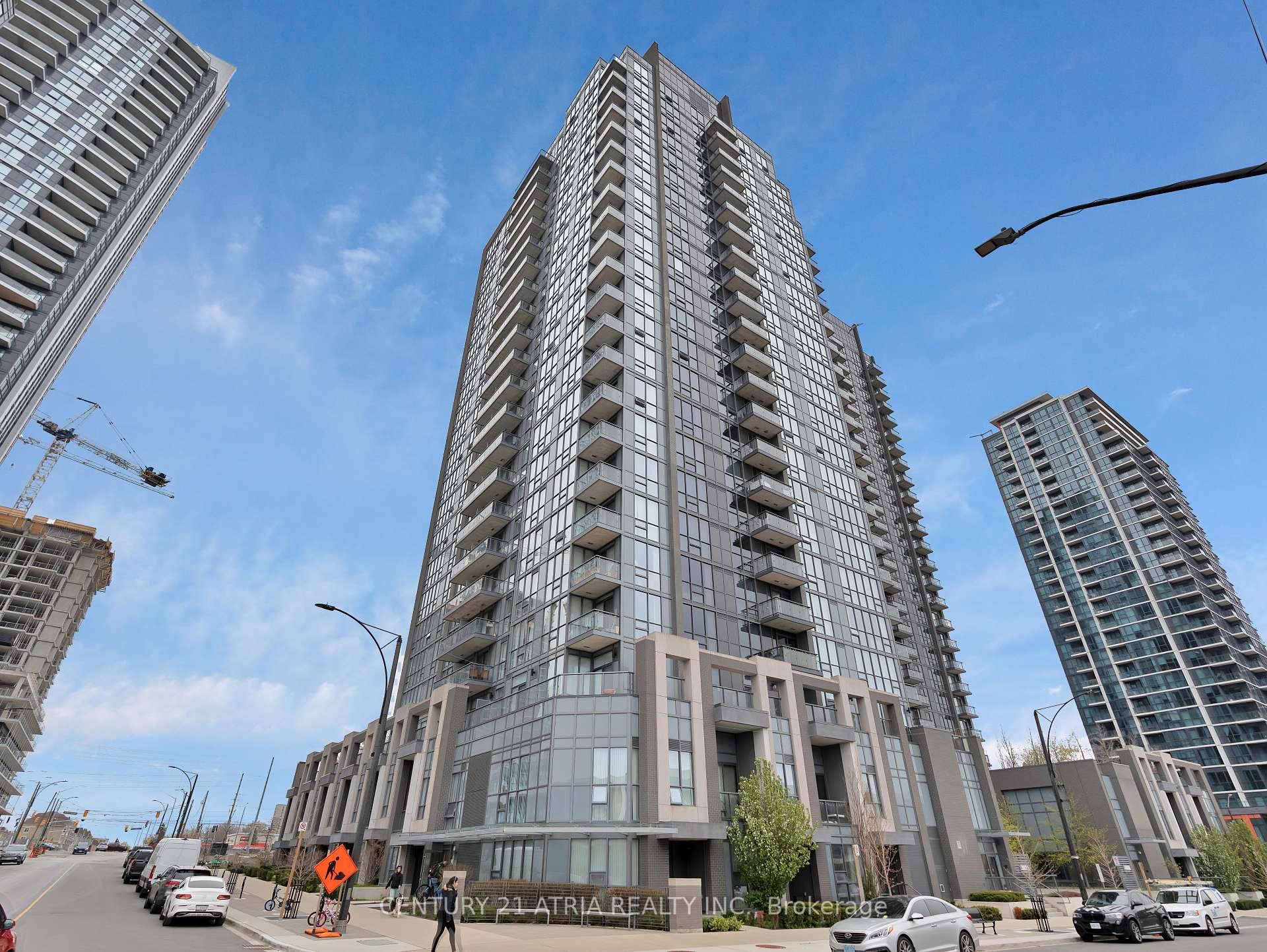 Welcome to this bright and stylish 2 bedroom, 2 bathroom corner condo in the heart of Mississauga.