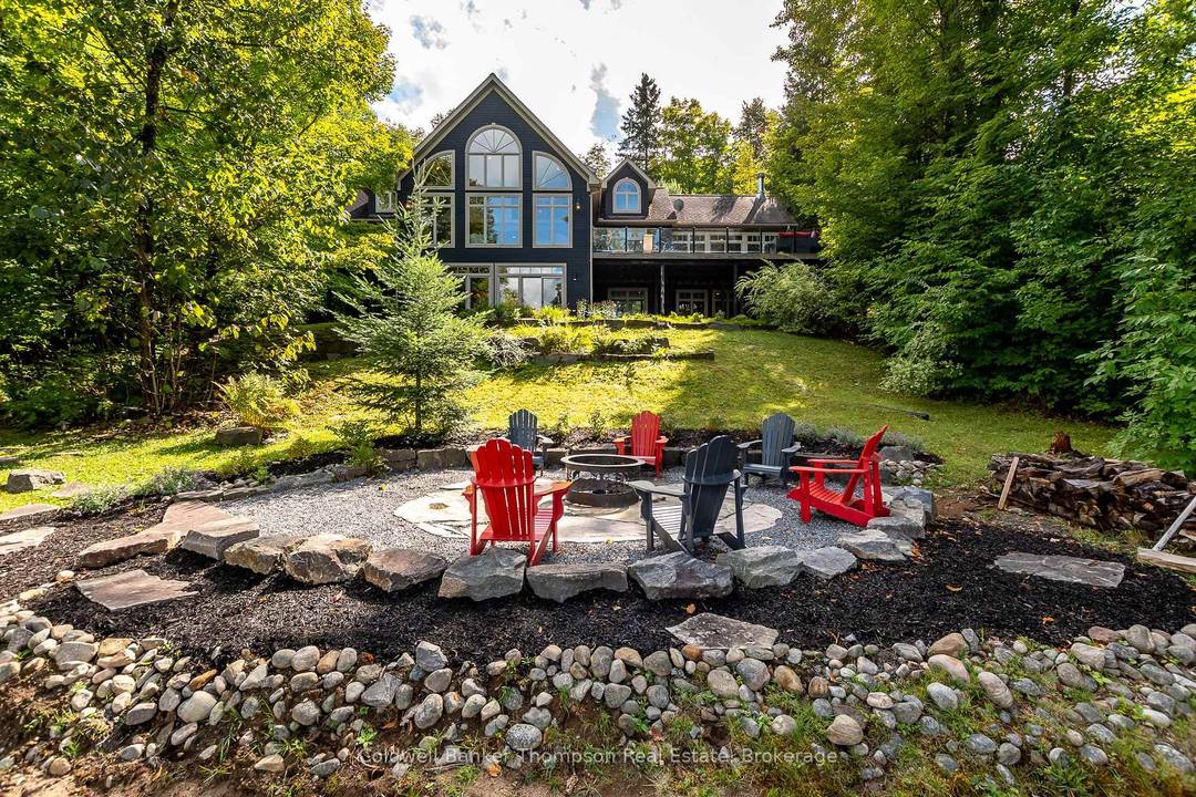 This stunning bungaloft with over 4, 400 sq ft of living space on Fairy Lake blends elegant design with the relaxed feel of Muskoka living.