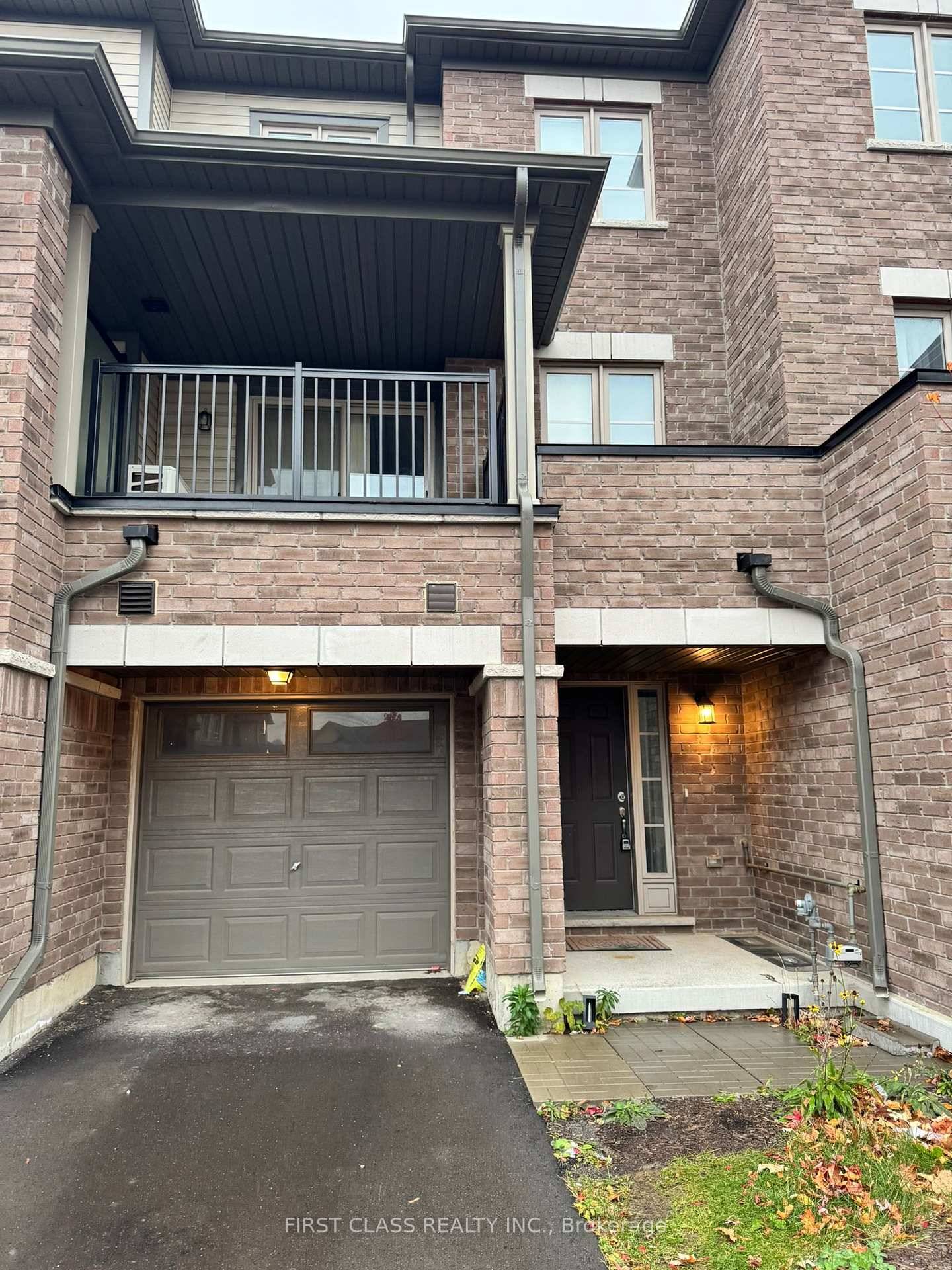 Modern 3 Bedroom Townhome in Courtice, Welcome to 2093 Prestonvale Rd a beautifully designed 3 bedroom, 3 bathroom townhouse offering the perfect blend of comfort, style, and convenience.