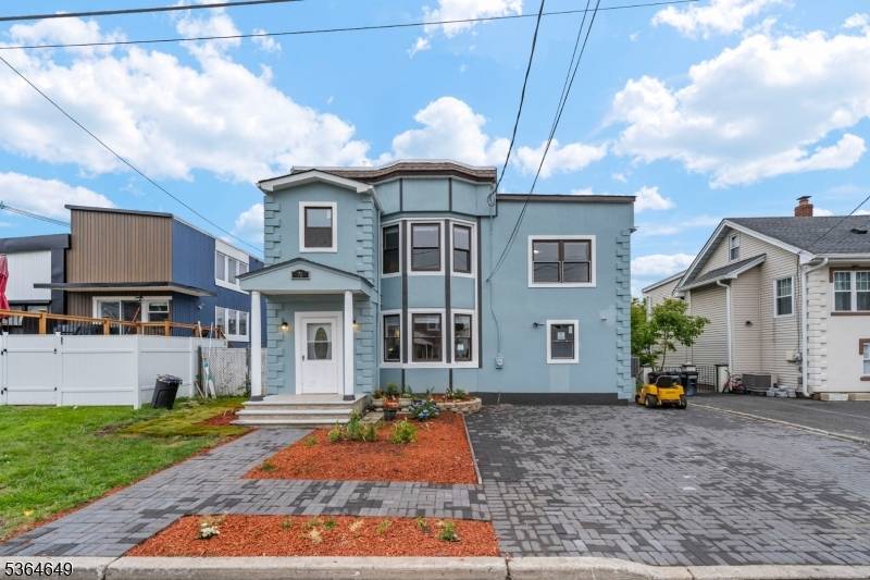 Step into over 2, 500 sq ft of beautifully redesigned space in this fully gut renovated single family home.