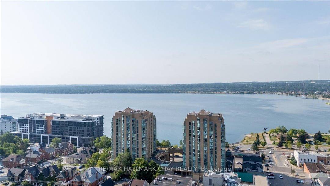 Absolutely Stunning One Bedroom Plus Den Suite With Large Private Terrace is an Oasis You Can Barbeque On And Entertain Friends And Family.