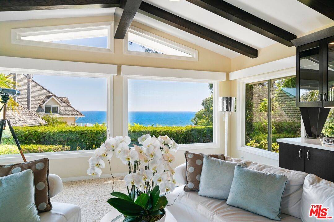 30181 Pacific Coast Hwy 3BR Malibu La