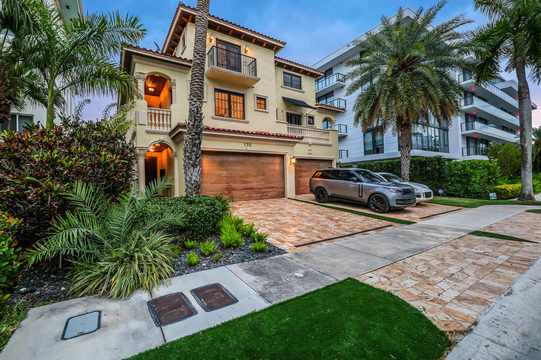 Nestled in prestigious Nurmi Isles and just moments from Las Olas, this beautifully appointed waterfront townhome offers 40 feet of direct ocean access, a private dock, and heated pool.