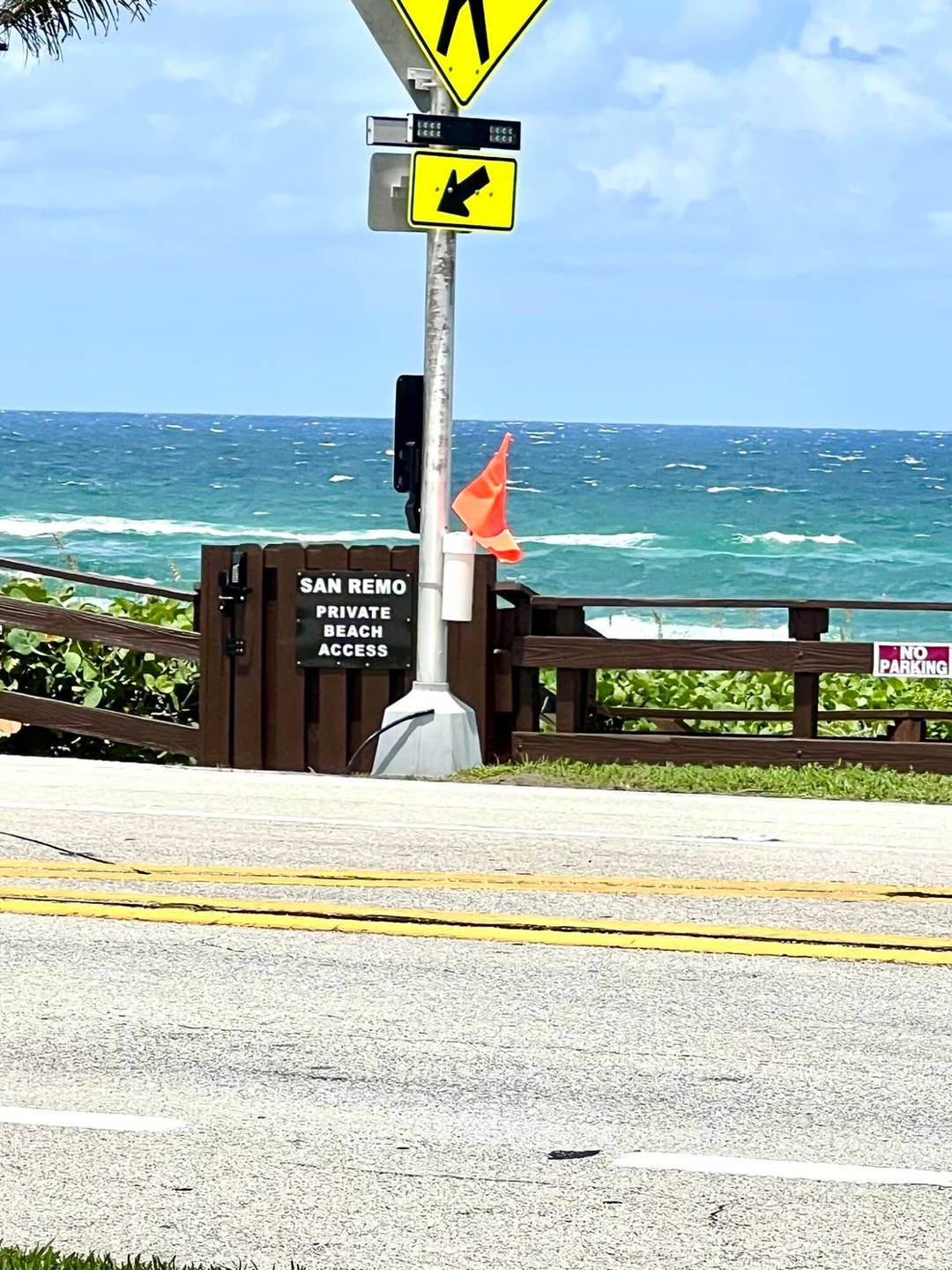 Welcome Home to this beautiful Ocean View 2 bedroom 2 bath condo.