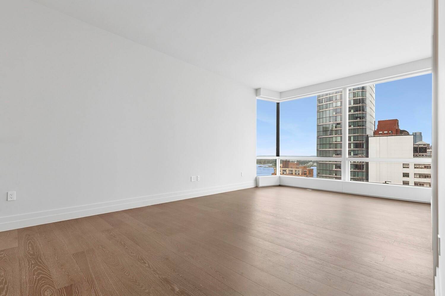 1905sf Never lived in 3 Bedroom Condominium with 3.