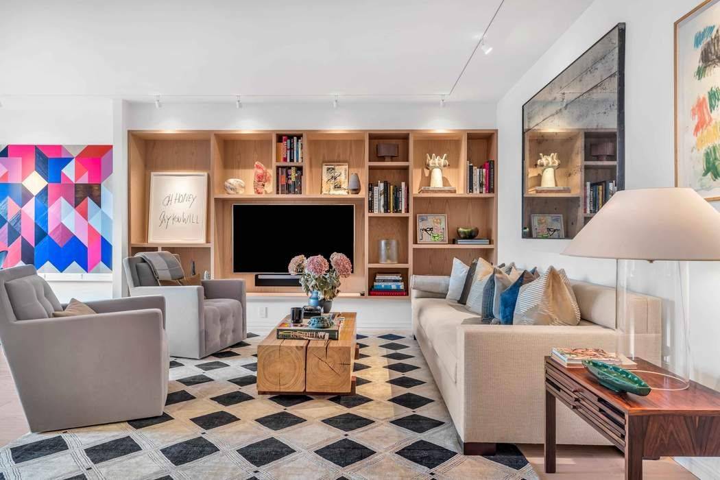 WHEN ONLY THE BEST WILL DO, this high floor 2 bedroom home in the iconic Butterfield House is your only option.