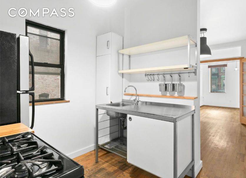 Bright 2 Bedroom in East Williamsburg This sun filled 2 bedroom home in East Williamsburg features a smart split bedroom layout, offering privacy and flexibility.