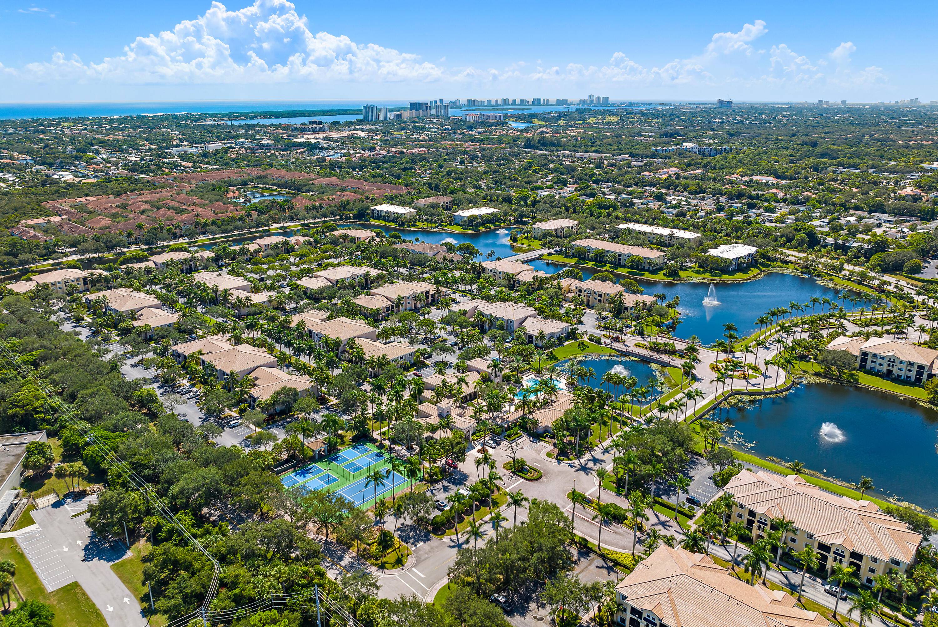 Enjoy meals in gorgeous, south facing, quiet, lakefront, screened lanai in a spacious, clean and contemporary townhome with 3BRs 2 are master suites all with ample closets, 3 full baths ...