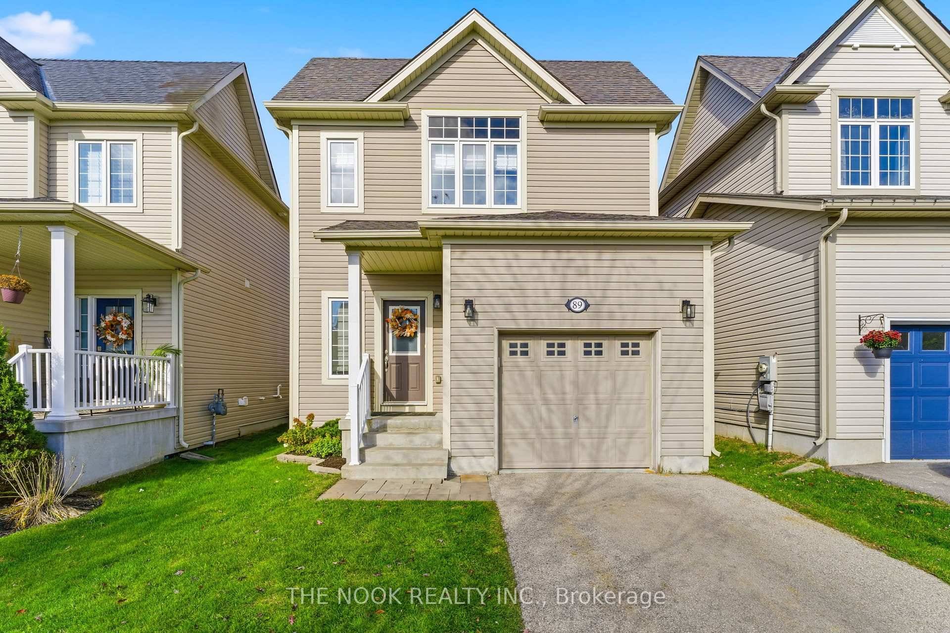 Beautiful 3 bed, 4 bath detached family home that is bigger than it looks from the street !