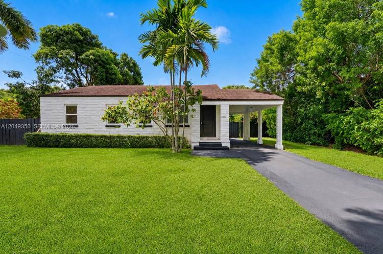 Prime University of Miami Rental Walk to Campus !