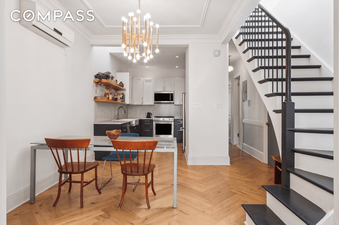 Situated on iconic 3rd St in the heart of Park Slope, 409 3rd St, Unit 4 is an updated 3 bedroom, 2 bathroom condo located in a classic Brooklyn brownstone.