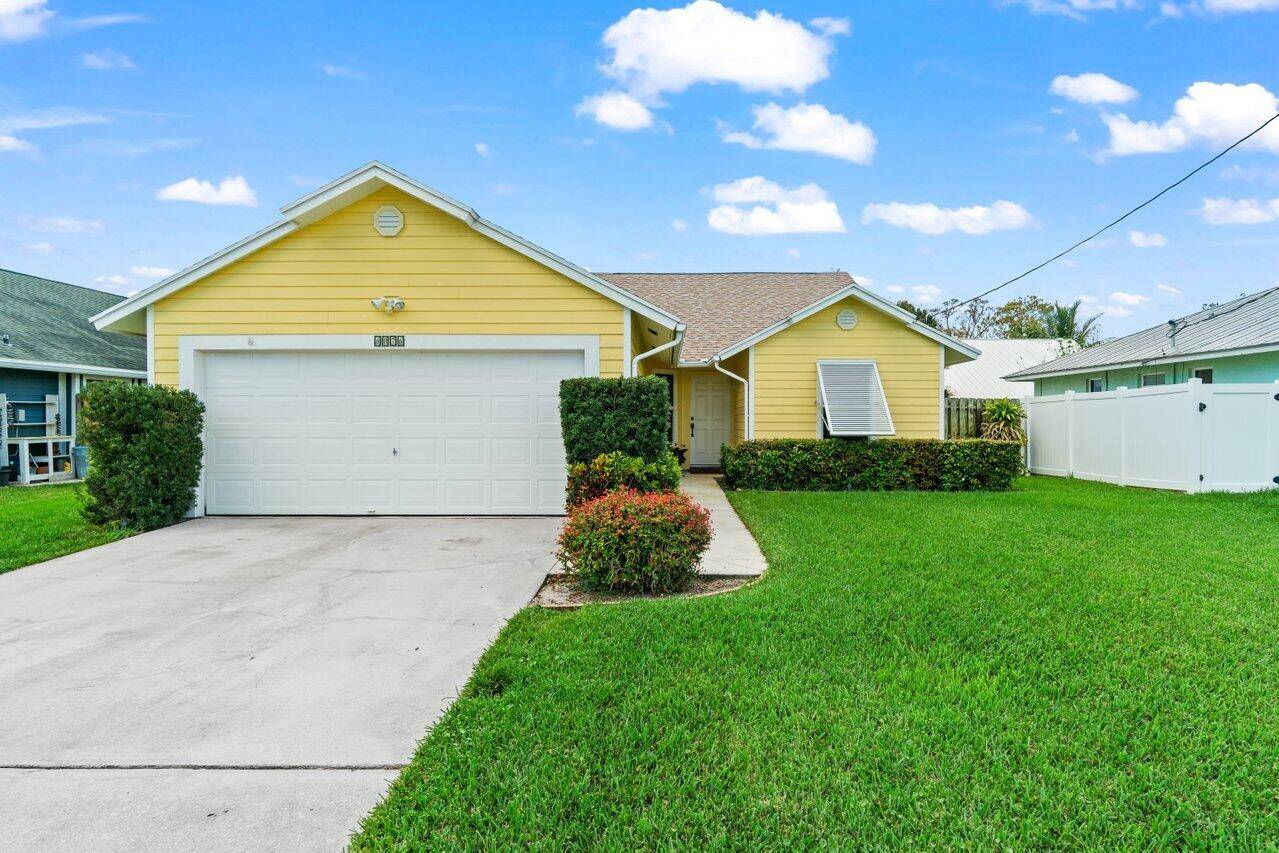 Located in the best area between the up and coming neighborhoods of Alton and Abacoa, this home offers the perfect blend of convenience and charm.