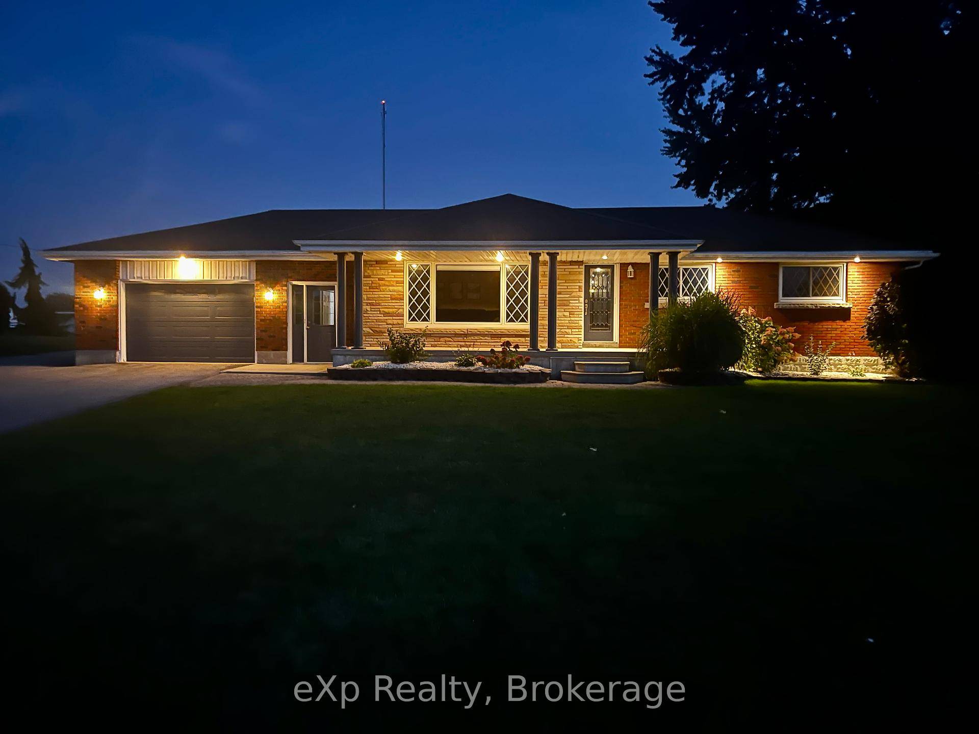 Country Living with Endless Possibilities Home 60 x 60 Commercial Shop !