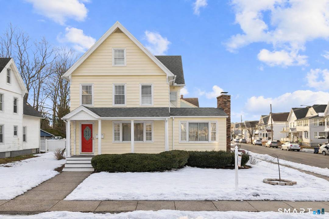 Exceptional side by side multi family opportunity offering flexibility, privacy, and strong income potential.