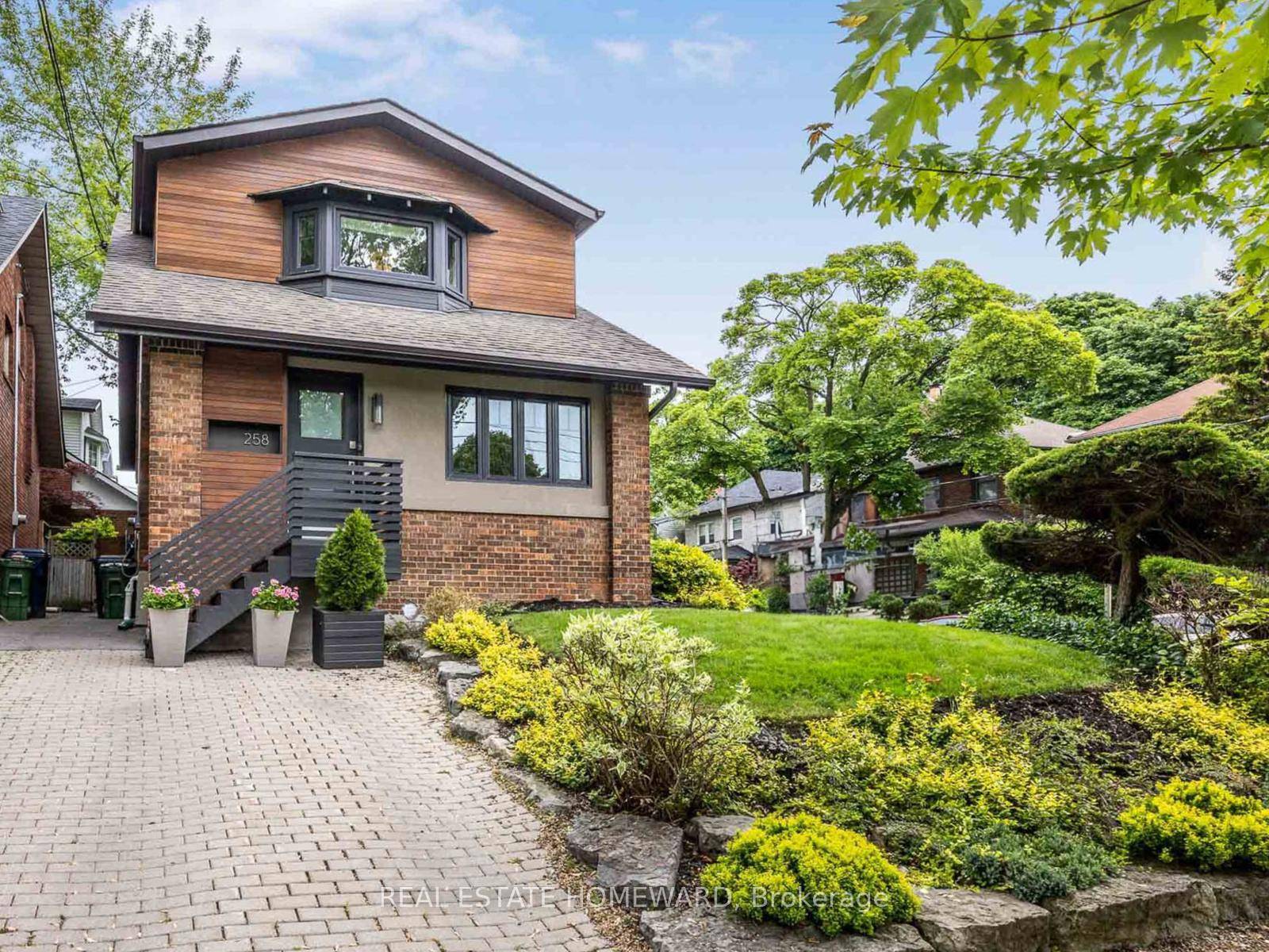 Absolutely Stunning Home Located On The Most Sought After Block, On A Family Friendly Street In The Allenby School District.