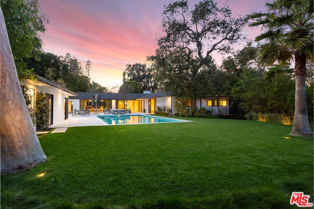645   Comstock Ave Westwood LA