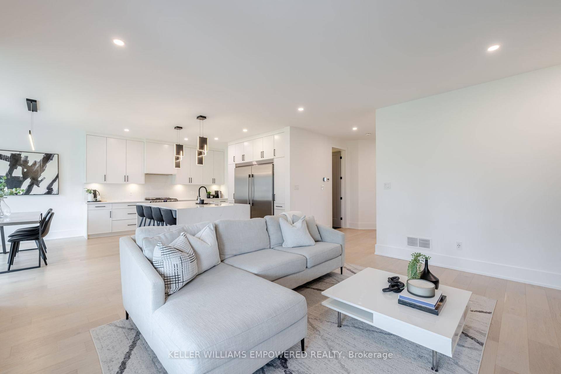 Rare 4 1 Bedroom Luxury Home in Warbler Woods Move In Ready amp ; Loaded with Upgrades !