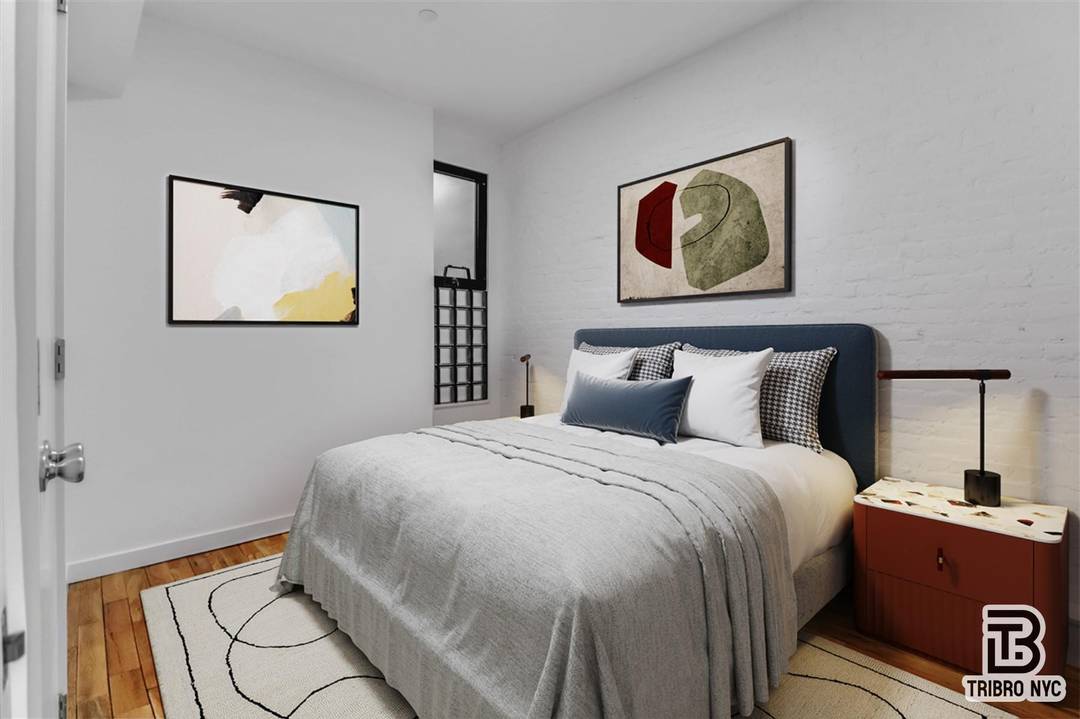 Bright amp ; Big 3 Bedroom, 2 Bathroom Apartment in the Upper East Side !
