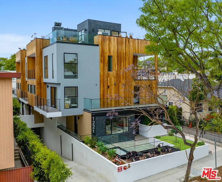 1221  N Detroit St 3BR Hollywood Hills East La