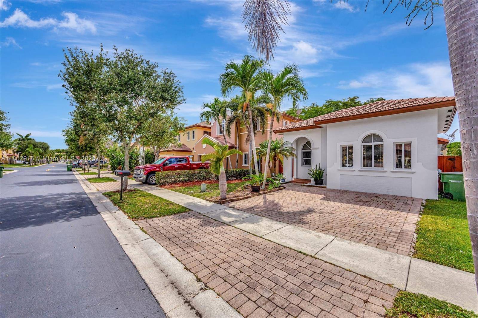 Beautiful single family home located in one of the most desirable gated communities in Homestead.