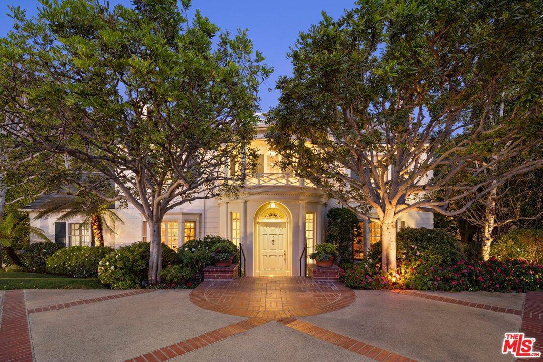 524  N Rockingham Ave 7BR Brentwood La