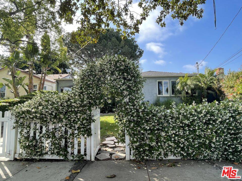 11419   Charnock Rd 3BR Marina Del Rey La