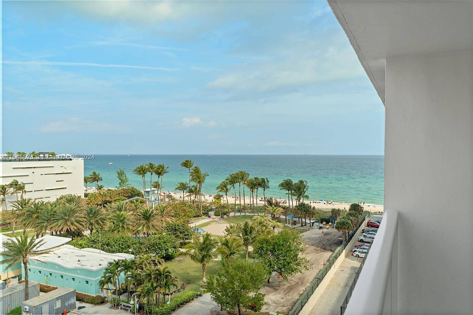 Enjoy yourself or your tenant resort style living directly on the beach in Hallandale in this 1 Bedroom 1.