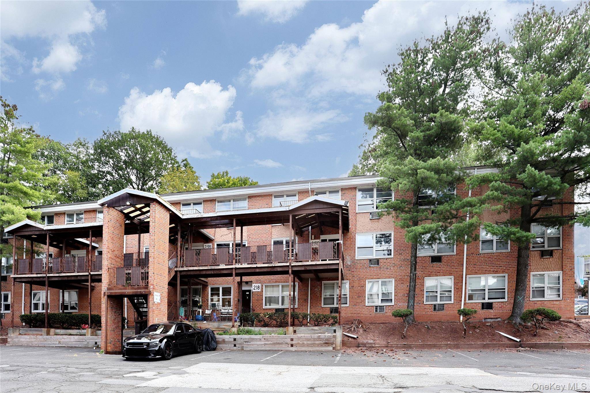 Blueberry Hill ! Welcome to your move in ready home !