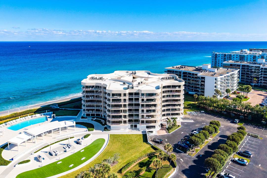 Bright, spacious 2 bedroom, 2 bath condo filled with natural light and ocean and Intracoastal views from sunrise to sunset all year long.