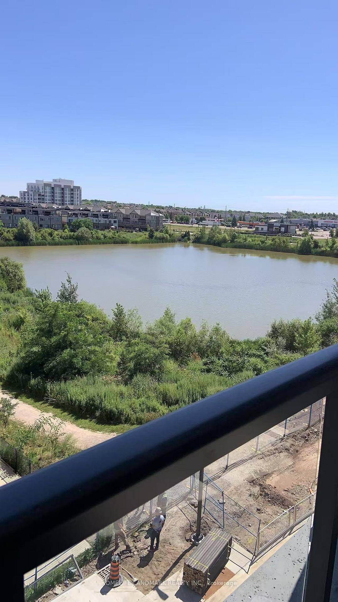 Welcome to North Oak Tower by Minto Communities a stunning north east corner 2 bedroom, 2 bath suite with tranquil pond views.