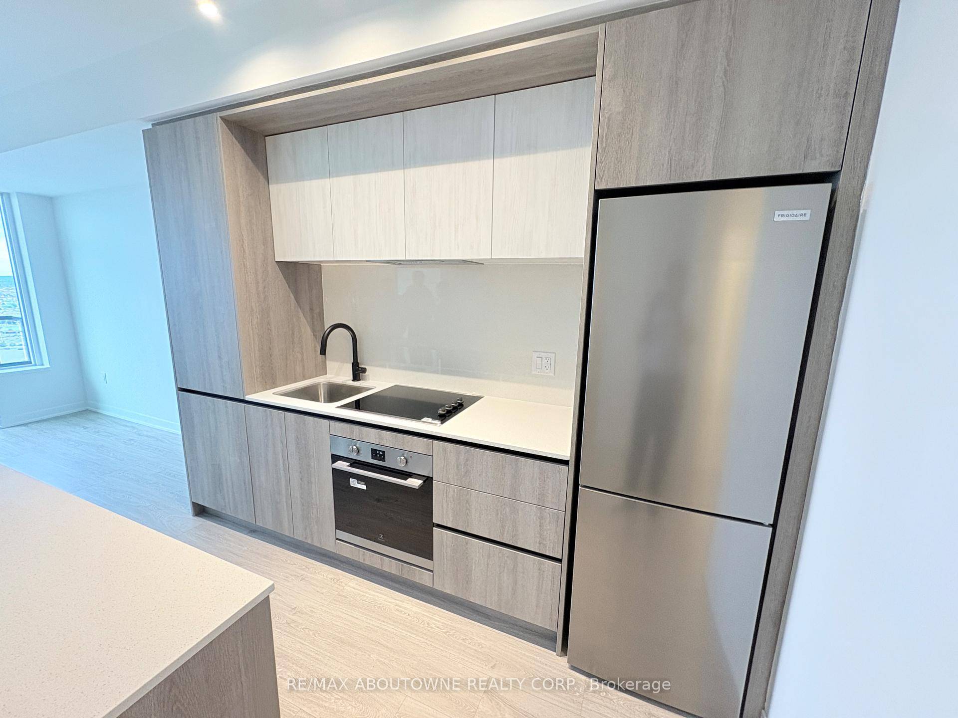 Brand new and never lived in, this spacious 1 1 bedroom condo at Kindred Condos by Daniels sits high on the 26th floor, offering a bright open concept layout with ...
