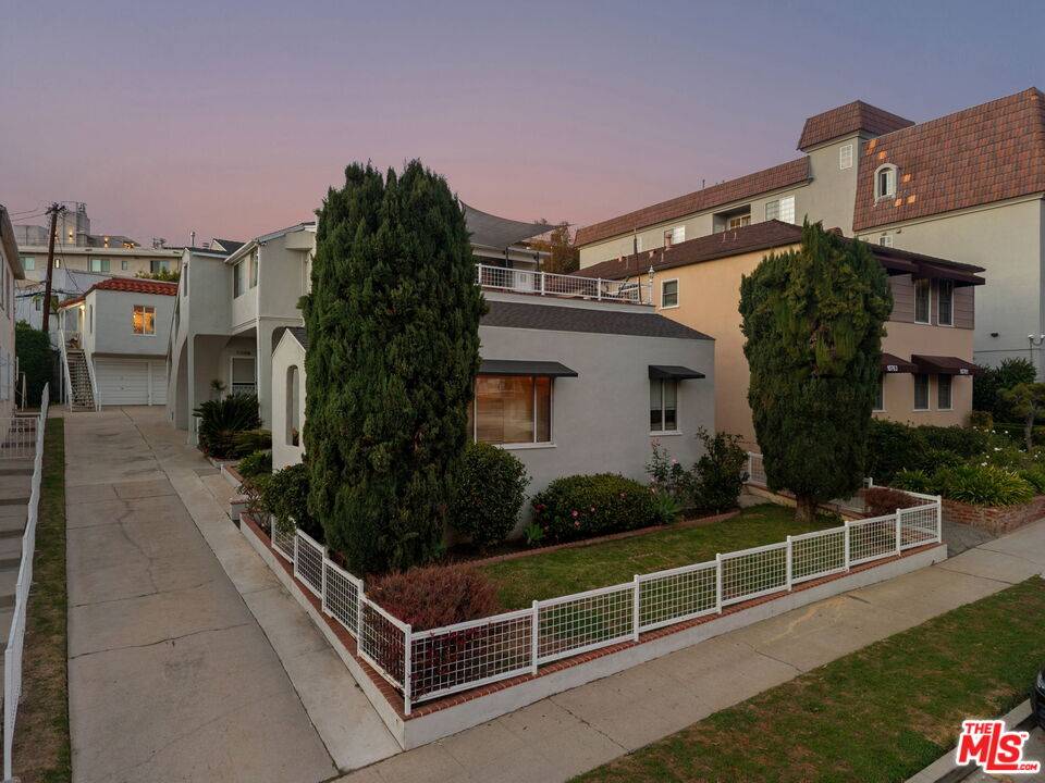 10767 Massachusetts Ave 7BR Westwood La