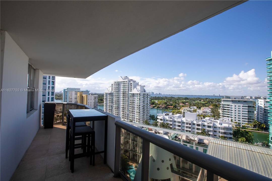 Spacious 2 bed 2 baths condo, all furnished, full of natural light, features clean look kitchen, custom glass dining area amp ; living room, split floor plan.