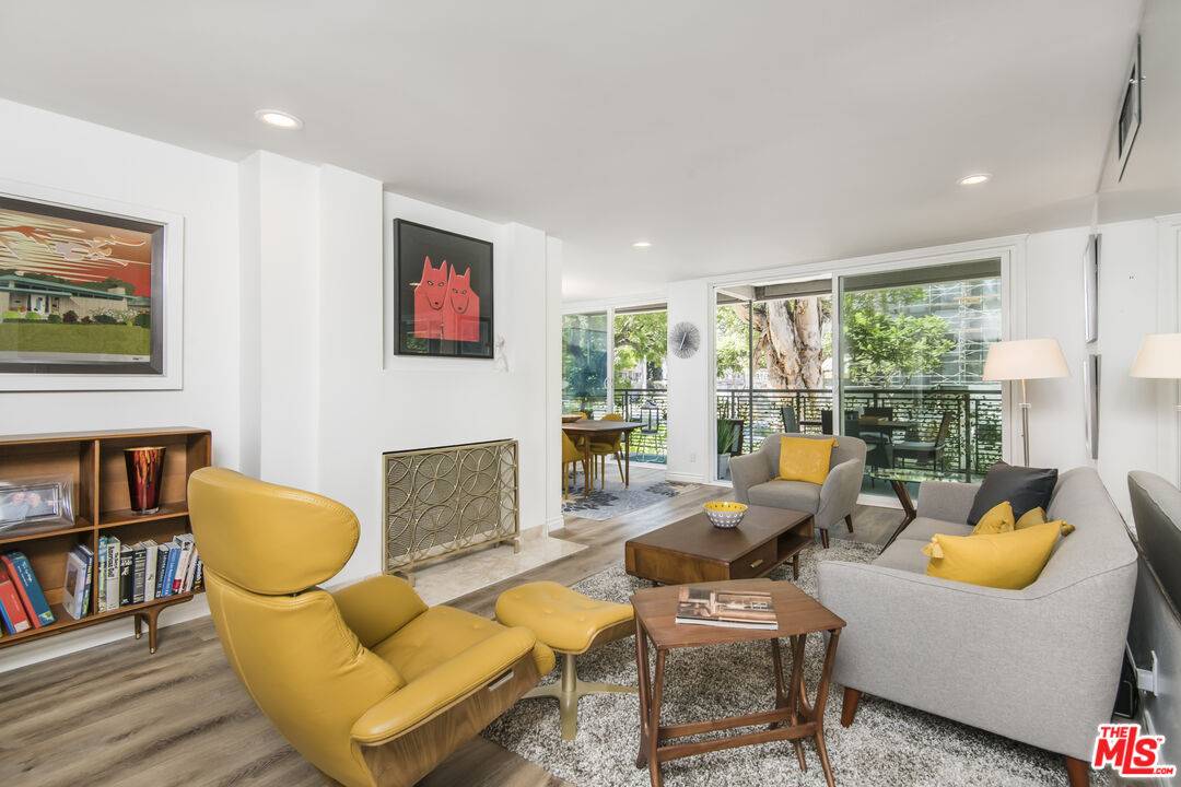 424  N Palm Dr 3.0 Beverly Hills LA