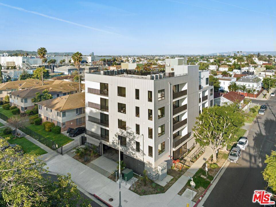 4506 Dockweiler St 1BR La