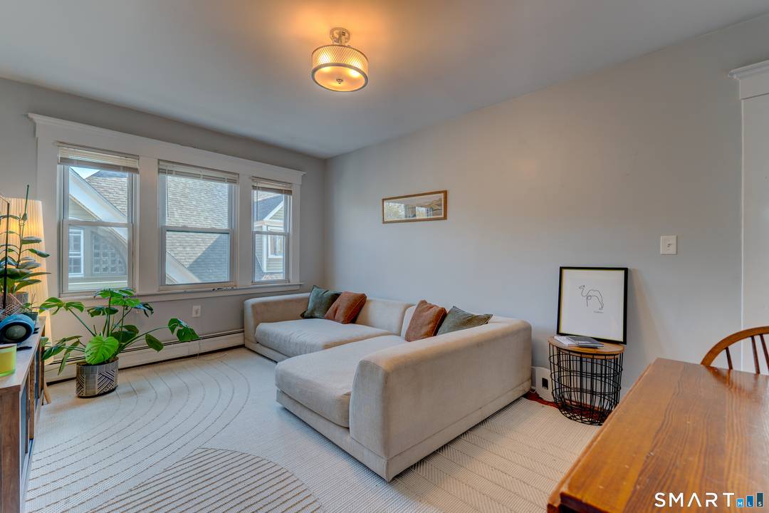 816 Orange Street, New Haven Exceptional Three Family Investment Opportunity Welcome to 816 Orange Street, a rare opportunity to own a spacious and well positioned three family property in one ...