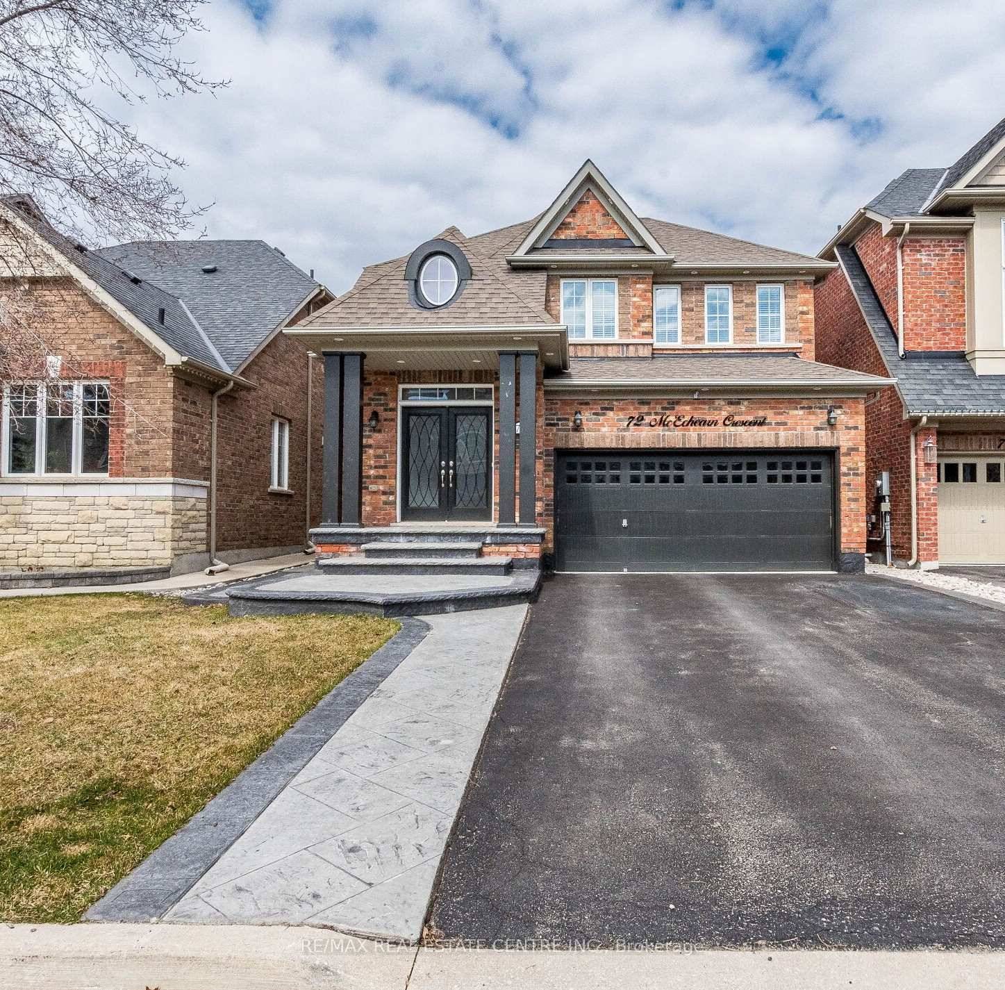 Absolutely Gorgeous 4 2 Bedroom, 5 Bathroom Detached Home with 6 Car Parking amp ; No Sidewalk in the Highly Desirable Southfields Village, Caledon.