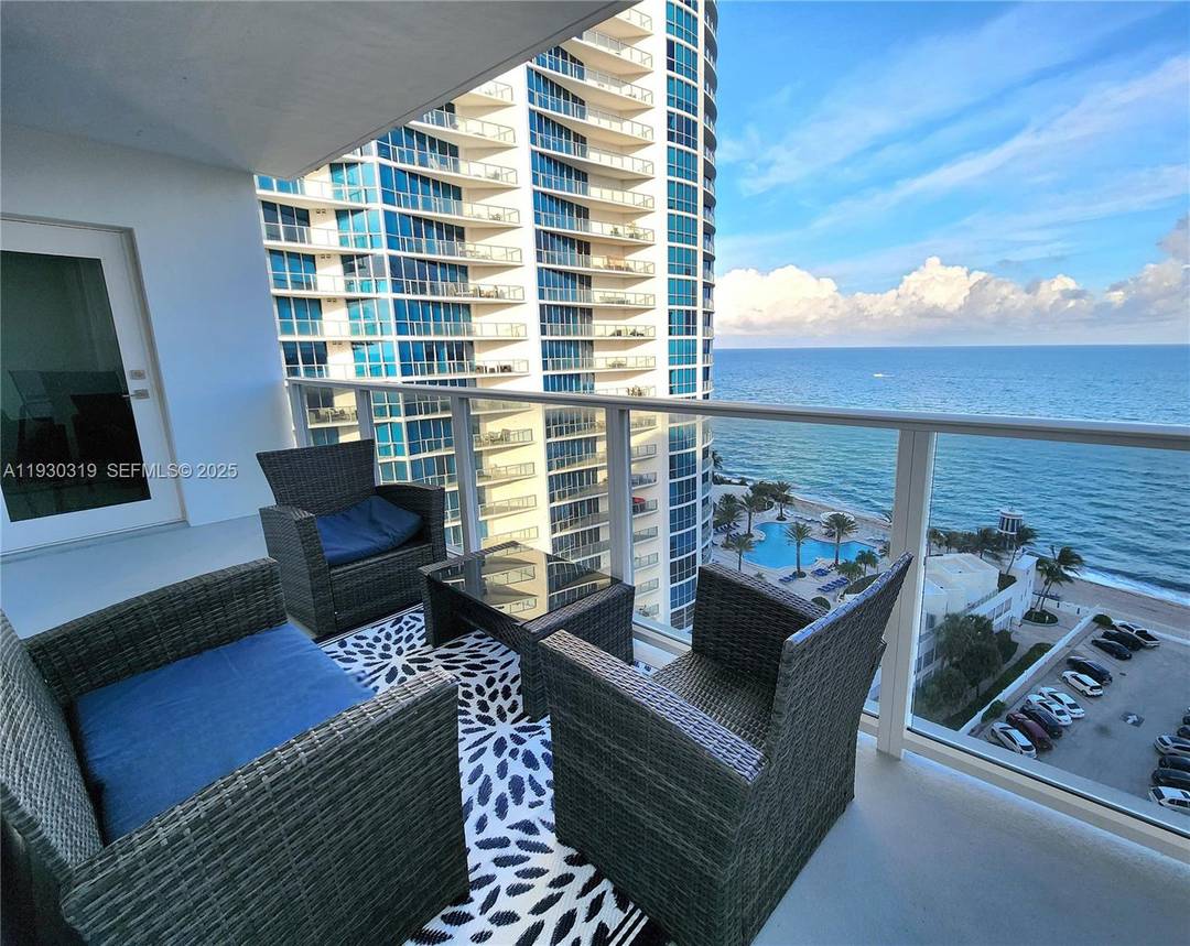 PENTHOUSE W DIRECT OCEAN VIEWS FROM THE EXTRA LARGE OPEN BALCONY AND INTERIOR ROOMS !